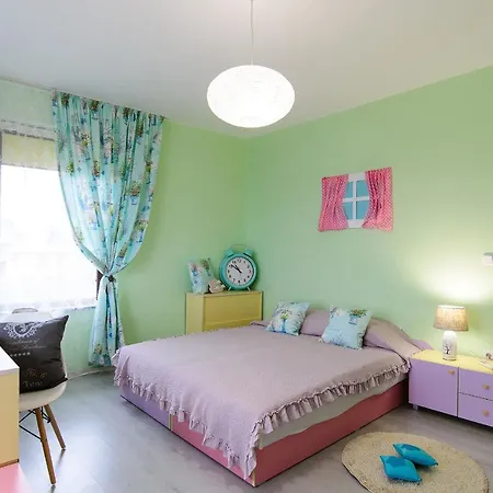 ヴィラ View ヴァルナ